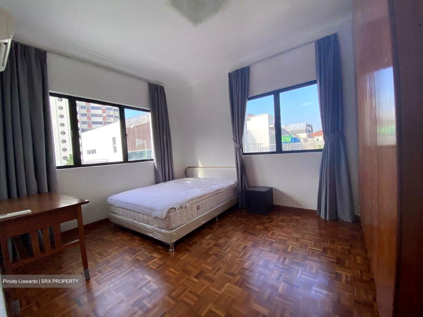 Adam Road (D11), Terrace #569635131